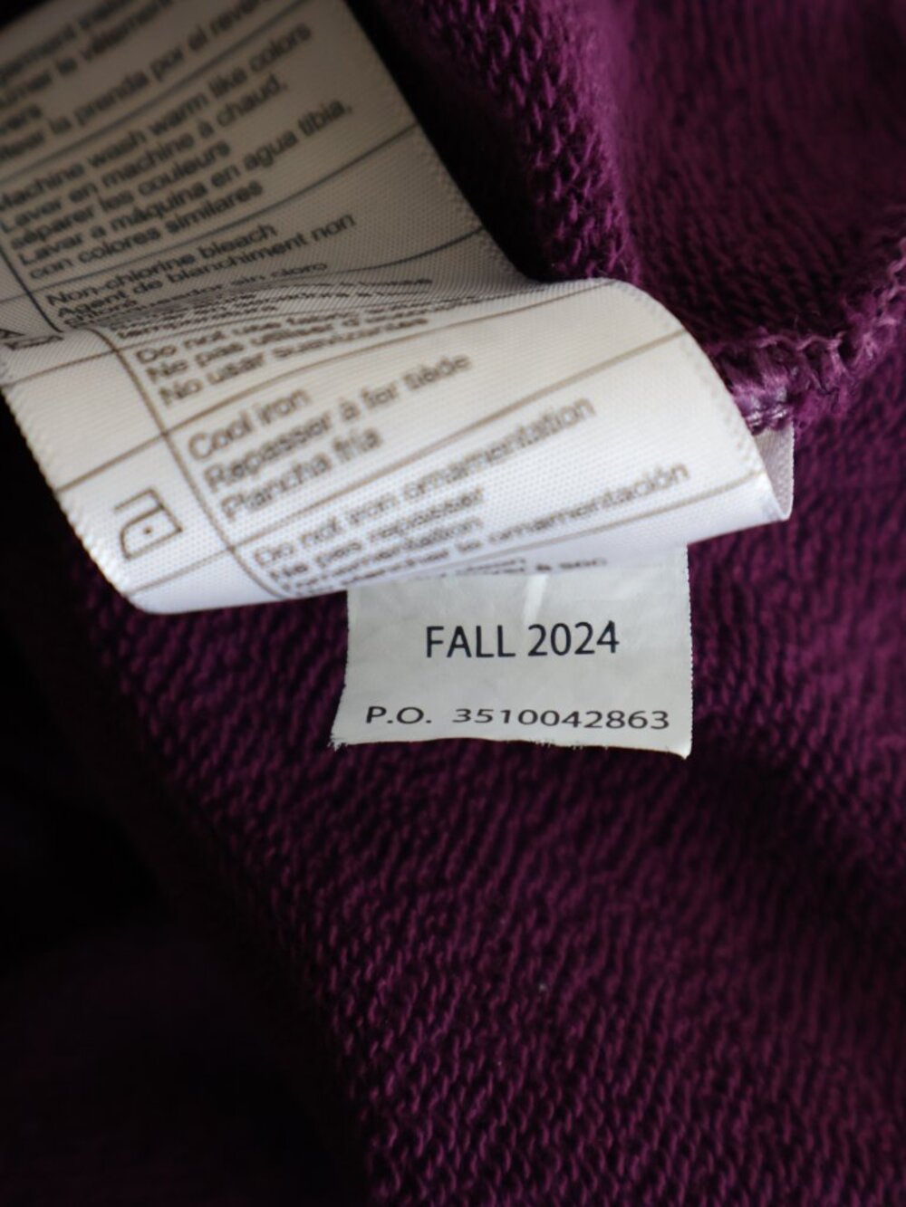 Size M - Carhartt TENCEL™ Fiber Series - Sleeve Graphic Sweatshirt - Eggplant - Picture 14 of 16